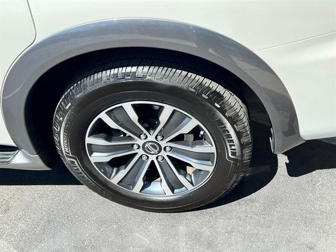 Used 2017 Nissan Armada SL w/ Technology Package image 14