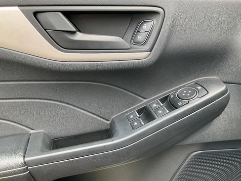 Certified 2022 Ford Escape SE AWD/4WD image 19