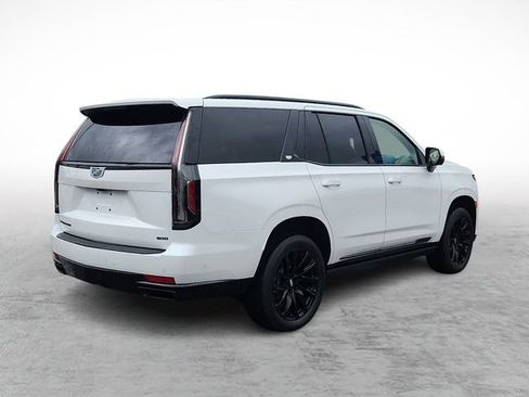 Used 2023 Cadillac Escalade Sport Platinum w/ LPO, ONYX Package AWD/4WD image 4