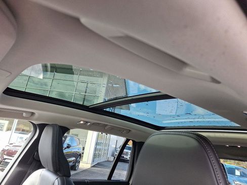 Certified 2022 Volvo XC90 T6 Inscription w/ Climate Package image 14