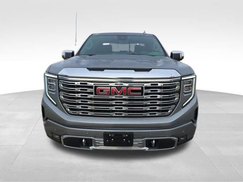 Used 2026 GMC Sierra 1500 Denali w/ Denali Reserve Package image 3