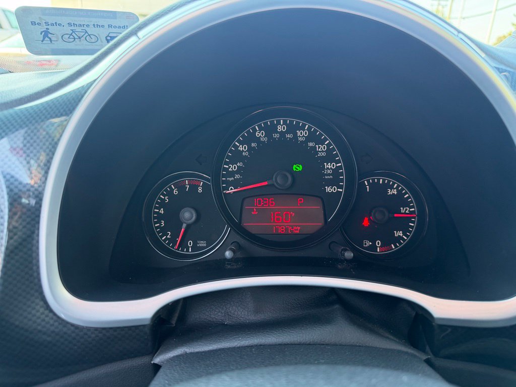 Used 2012 Volkswagen Beetle 2.0T FWD image 11