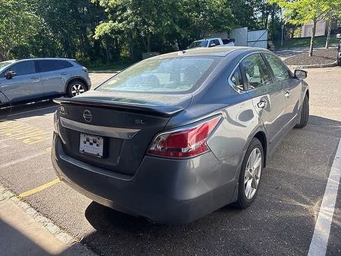 Used 2015 Nissan Altima 2.5 SL w/ Technology Package FWD image 20