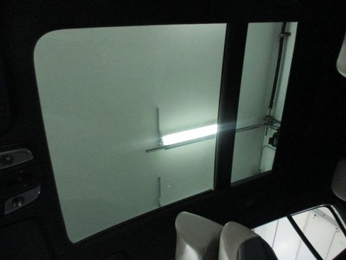 Used 2021 Kia Sportage SX image 9