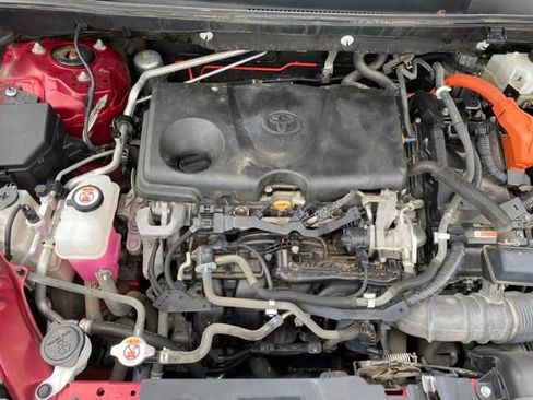 Used 2020 Toyota RAV4 XLE image 19