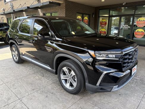Used 2024 Honda Pilot EX-L image 4