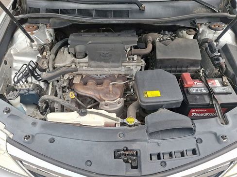 Used 2014 Toyota Camry LE image 26