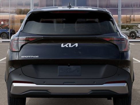 New 2026 Kia Sportage EX FWD image 12