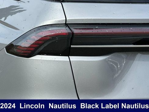 Used 2024 Lincoln Nautilus Black Label w/ Jet Appearance Package (87T) AWD/4WD image 40