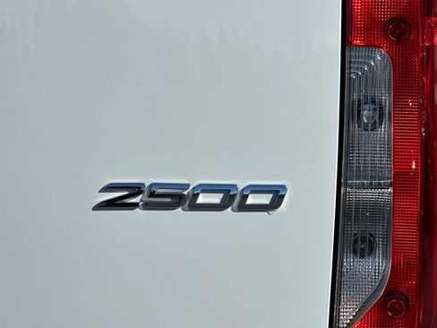 New 2025 Mercedes-Benz Sprinter 2500 image 25