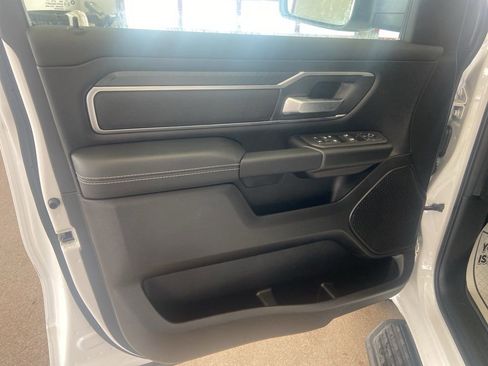 New 2026 RAM 1500 4x4 Crew Cab image 12