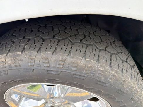 Used 2019 RAM 1500 Big Horn AWD/4WD image 5