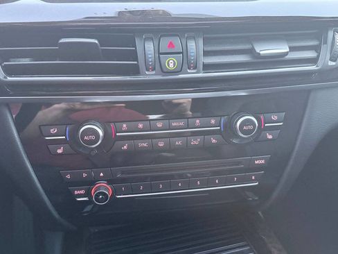 Used 2016 BMW X5 xDrive50i AWD/4WD image 36