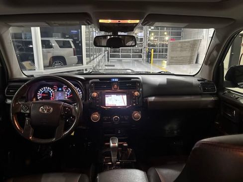 Used 2019 Toyota 4Runner TRD Off-Road Premium AWD/4WD image 34