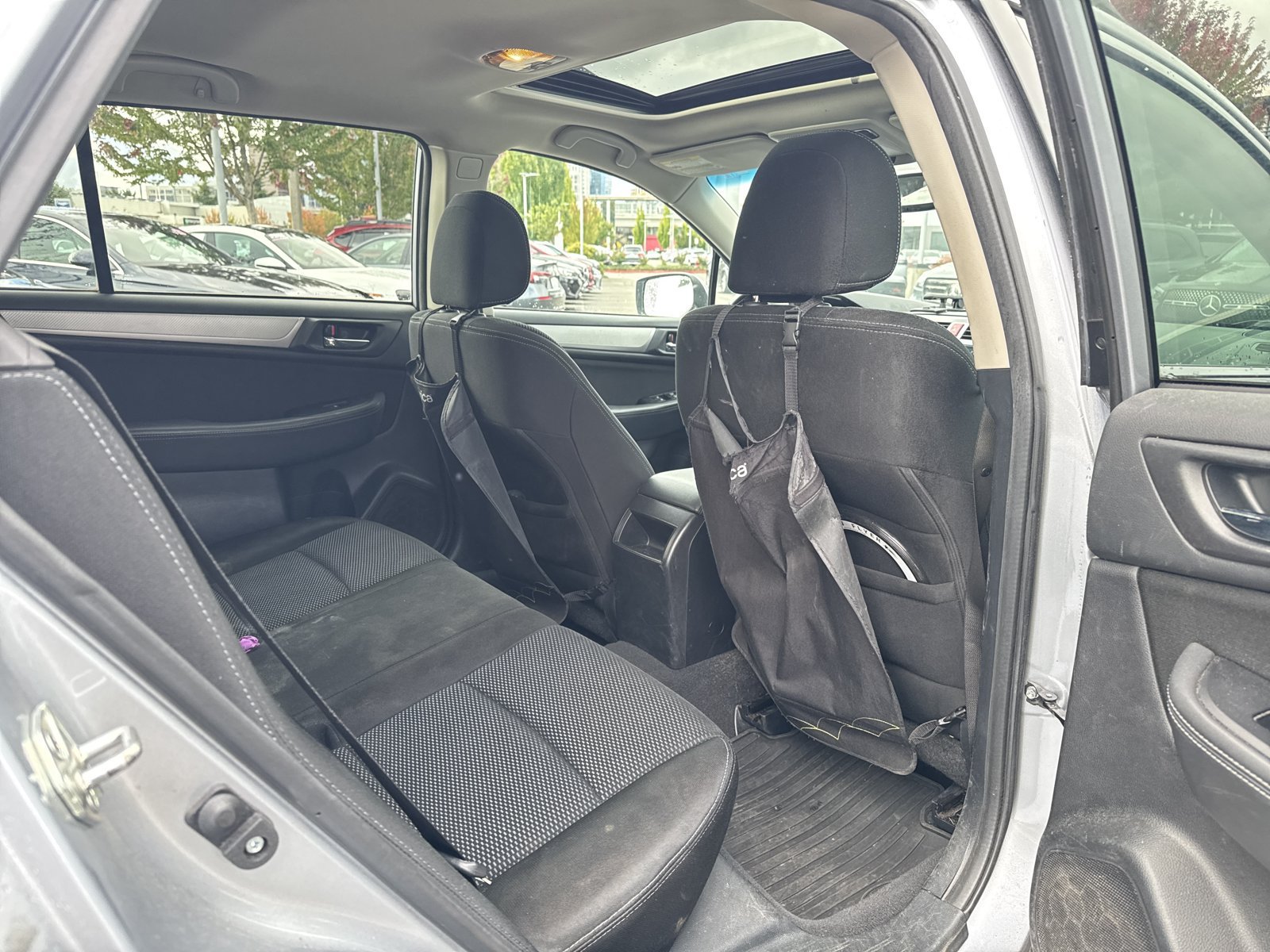 Used 2015 Subaru Outback 2.5i Premium AWD/4WD image 15
