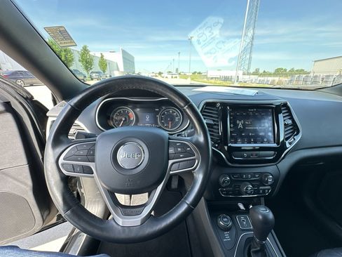 Used 2020 Jeep Cherokee High Altitude AWD/4WD image 11