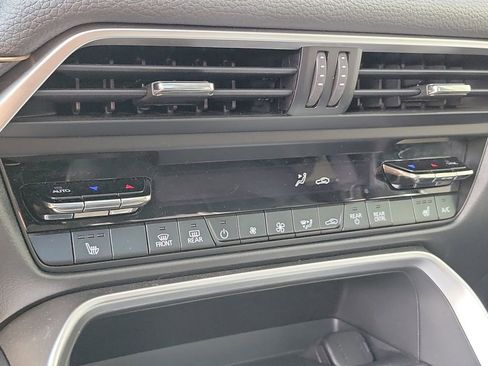 Certified 2025 MAZDA CX-90 Plug-In Hybrid w/Premium Sport image 34