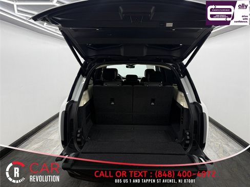 Used 2022 Land Rover Range Rover Long Wheelbase SE AWD/4WD image 6