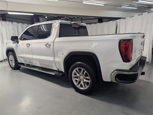 Used 2021 GMC Sierra 1500 SLT w/ SLT Premium Package image 4