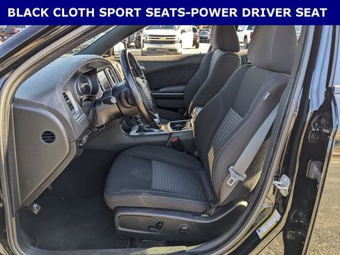 Used 2023 Dodge Charger SXT image 3