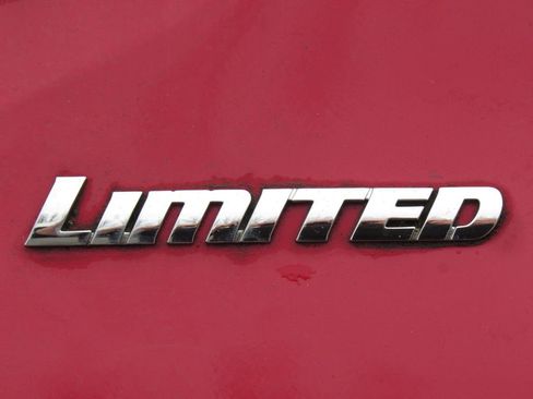 Certified 2023 Toyota Tacoma Limited AWD/4WD image 10