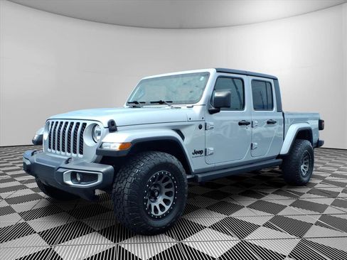 Certified 2023 Jeep Gladiator Sport AWD/4WD image 22