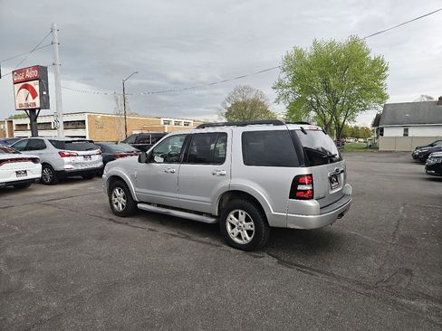 Used 2010 Ford Explorer XLT image 7