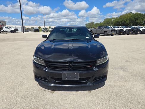 Used 2020 Dodge Charger SXT w/ Leather Interior Group RWD image 8