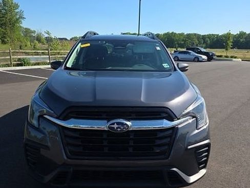Certified 2023 Subaru Ascent Premium w/ Convenience Package AWD/4WD image 2