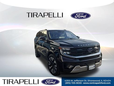 Certified 2025 Ford Expedition Platinum w/ Driver's Package AWD/4WD image 12