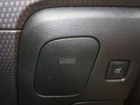 Certified 2019 Ford Mustang Premium w/ Ecoboost Performance Package image 23