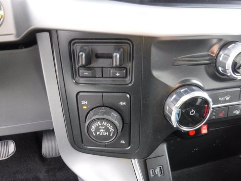 Used 2022 Ford F150 XLT w/ Equipment Group 302A High AWD/4WD image 21