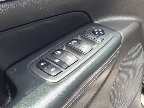 Used 2021 Jeep Grand Cherokee Limited w/ Quick Order Package 28K 80th AWD/4WD image 18
