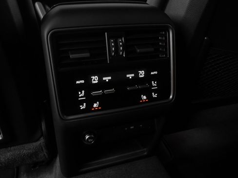 New 2025 Porsche Cayenne Turbo image 56