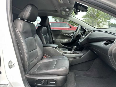 Certified 2017 Chevrolet Malibu Premier w/ Premier Sun and Wheel Package FWD image 28