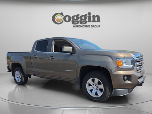 Used 2016 GMC Canyon SLE w/ SLE Convenience Package image 7