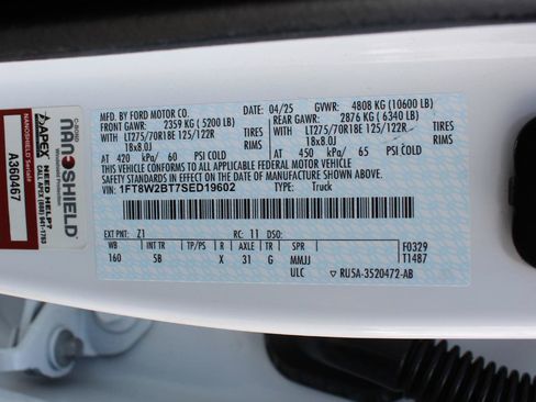Used 2025 Ford F250 Lariat AWD/4WD image 52