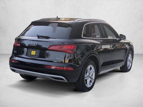 Used 2019 Audi Q5 2.0T Premium w/ Convenience Package image 5