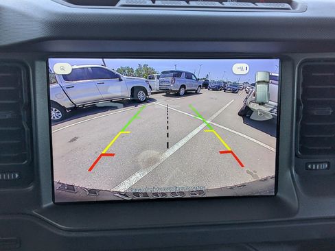 Used 2025 Ford Bronco Big Bend w/ Black Diamond Package image 21