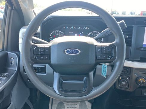 Used 2023 Ford F250 XL w/ STX Appearance Package AWD/4WD image 23