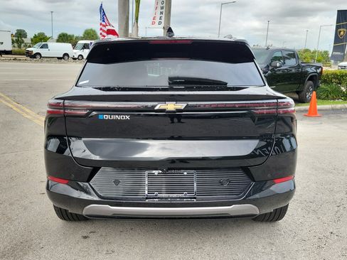 Used 2024 Chevrolet Equinox EV LT FWD image 6