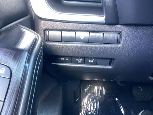 Used 2026 Nissan Rogue SV AWD/4WD image 27