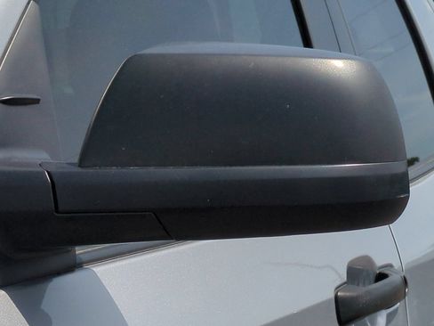 Used 2018 Toyota Tundra SR5 AWD/4WD image 47