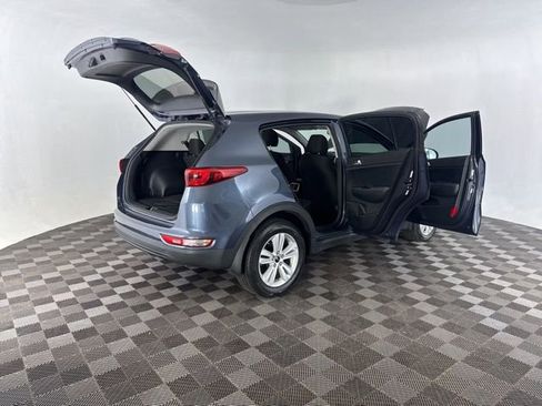 Used 2018 Kia Sportage LX FWD image 16
