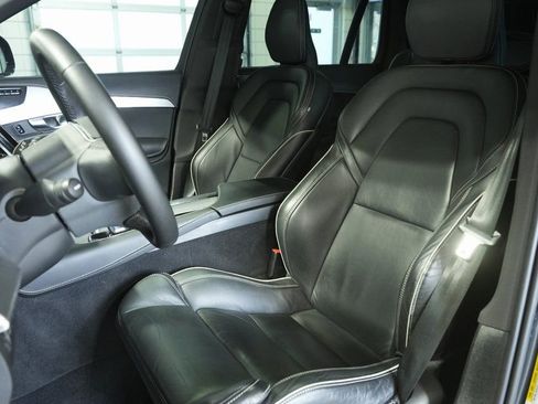 Used 2022 Volvo XC90 T8 R-Design w/ Advanced Package image 22