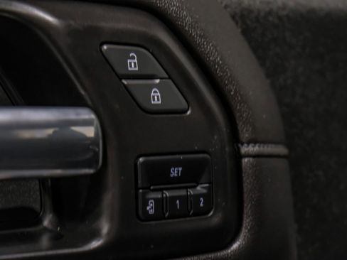 Used 2022 Chevrolet Silverado 3500 High Country image 46