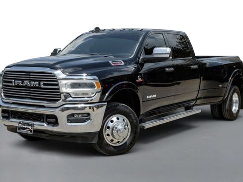 Used 2021 RAM 3500 Laramie AWD/4WD image 4