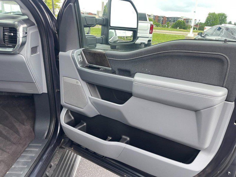 Used 2021 Ford F150 Lariat w/ Equipment Group 502A High AWD/4WD image 10