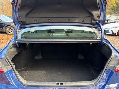 Used 2025 Toyota Camry SE image 31