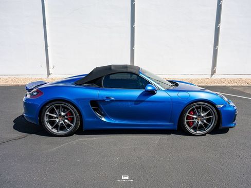 Used 2016 Porsche Boxster Spyder RWD image 12